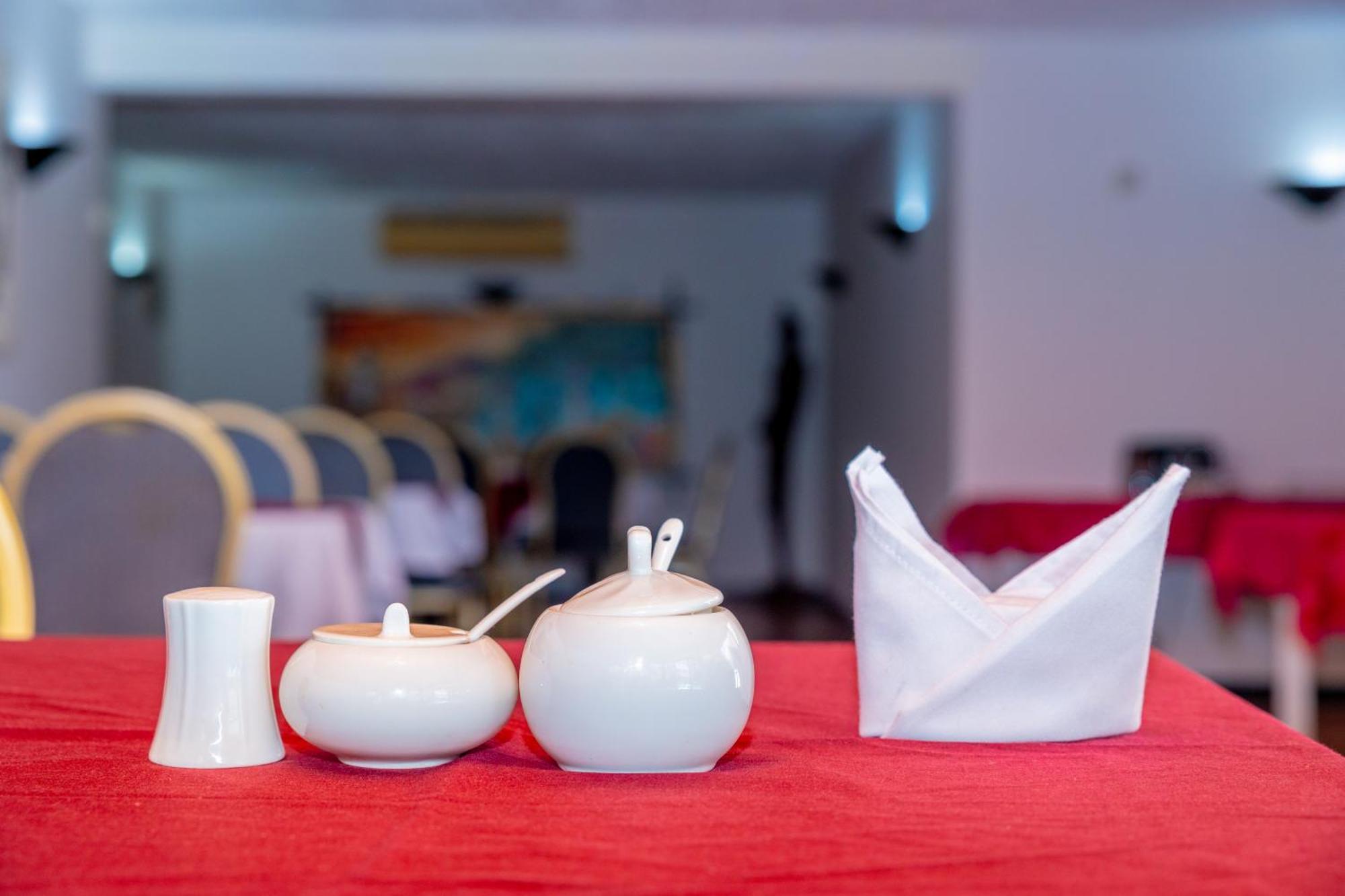 Sarges Hotel سيريكوندا المظهر الخارجي الصورة