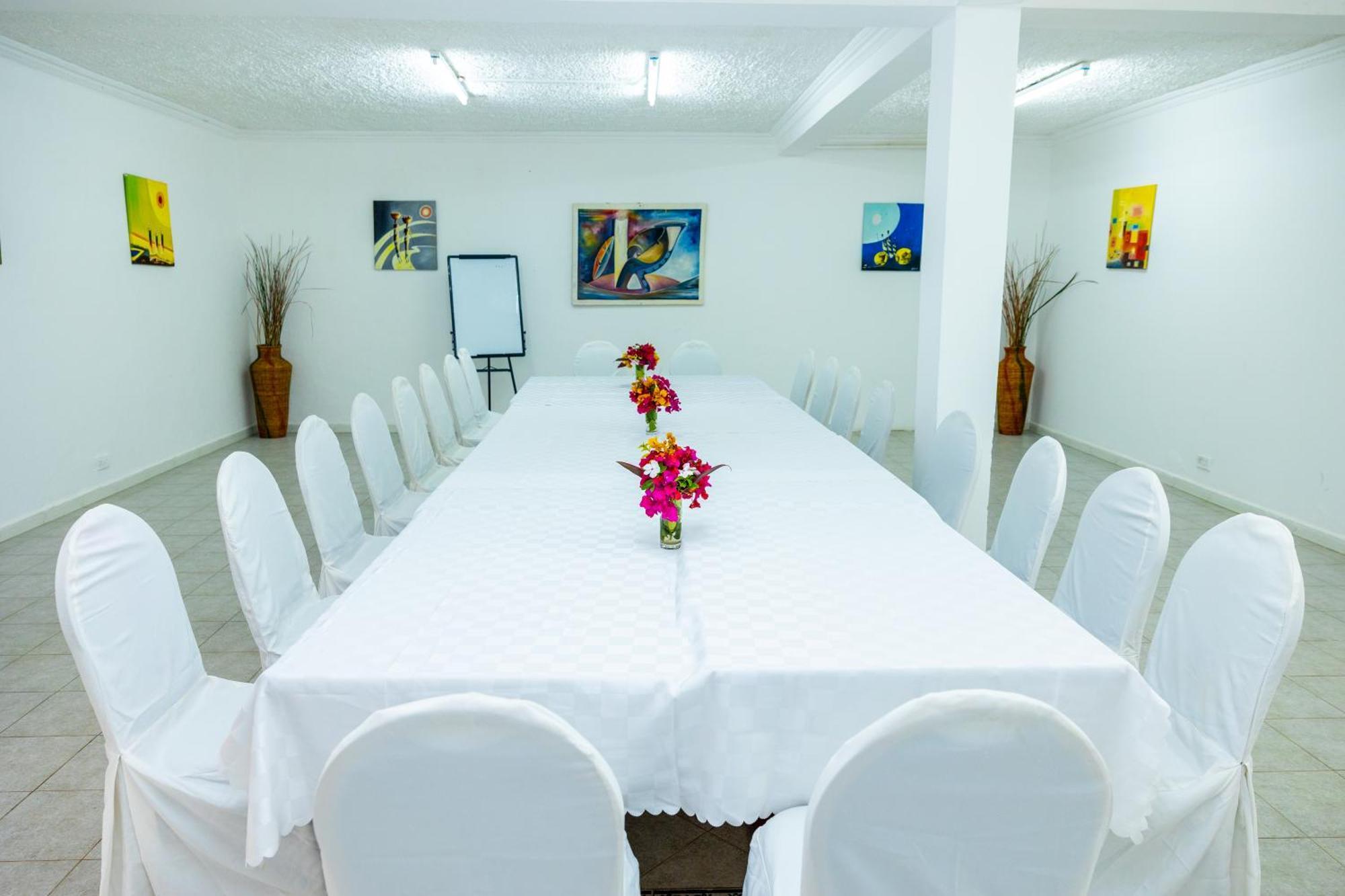Sarges Hotel سيريكوندا المظهر الخارجي الصورة