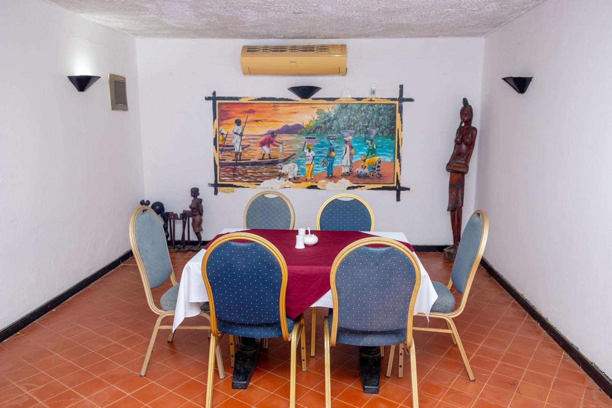 Sarges Hotel سيريكوندا المظهر الخارجي الصورة